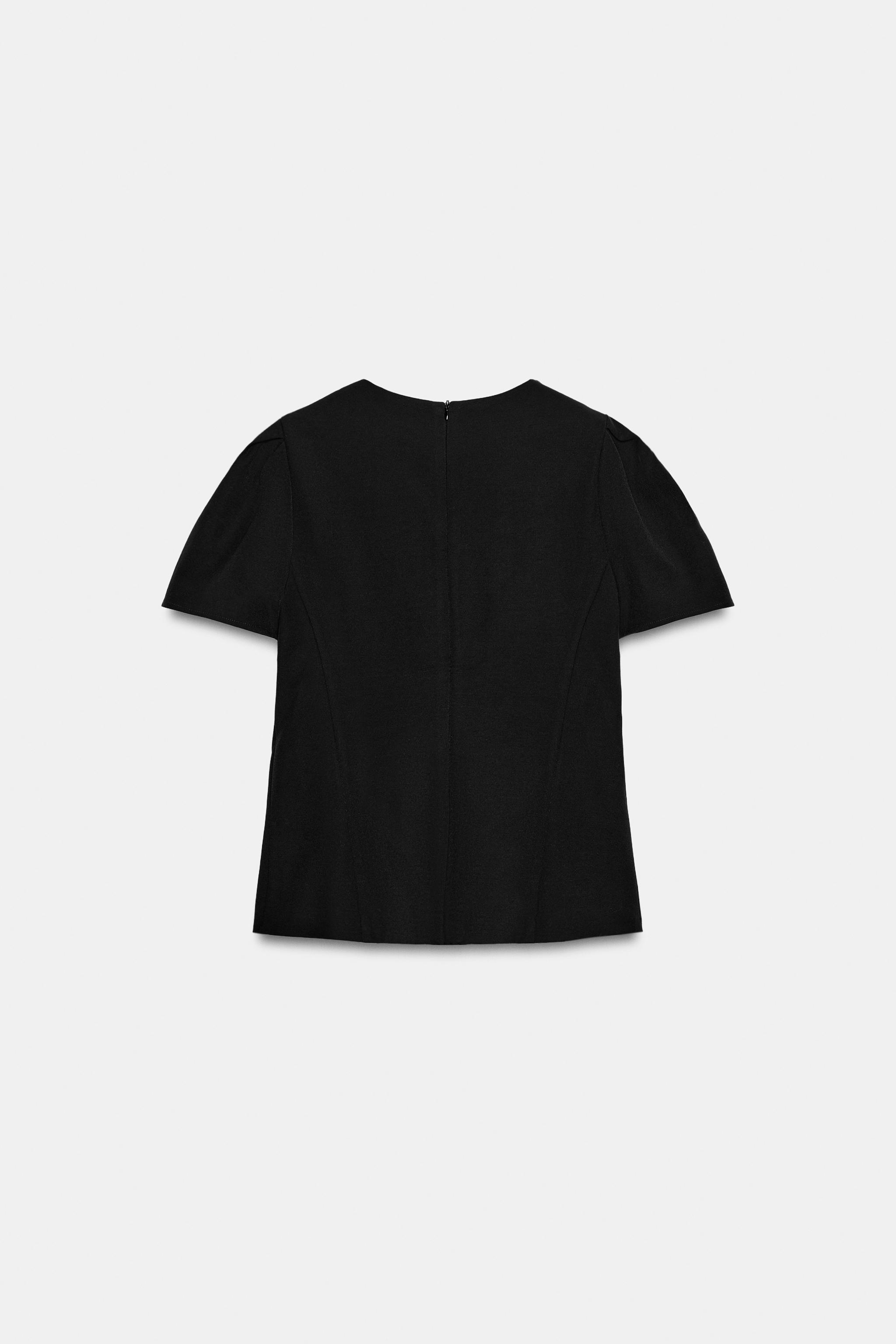 PUFF SLEEVE TOP